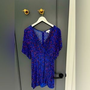 Vibrant short flattering dress - size m (fits s-m)